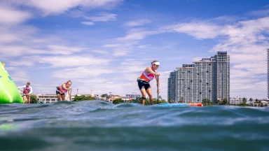 Weltmeister in der Langdistanz der Stand-Up-Paddle WM sind Barreras und Garioud