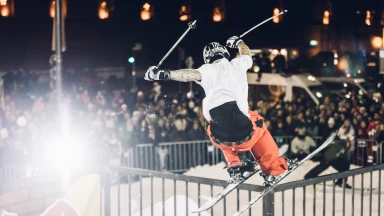 SnowFest Innsbruck feiert Wintersaison-Start im Freestyle Snowboard und Freeski