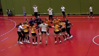 2. HBF: Unglaublich! Tabellenletzter HCD gewinnt bei Tabellenführer Bremen!