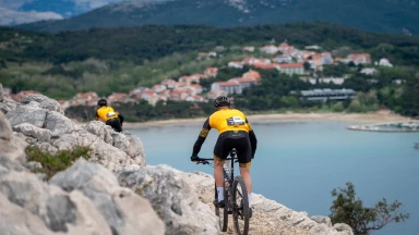 Überraschungssieger bei den Männern & souveräne Frauen bei 4 Islands MTB Croatia