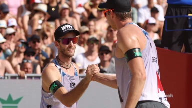 Center Court - Apeldoorn - Ehlers/Wickler (GER) vs. Penninga/Heemskerk (NED)