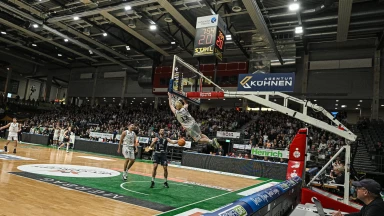 #15 Play of the Day vs. Dresden