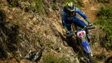 Deutscher Manuel Lettenbichler gewinnt Offroad Days 1 & 2 bei Red Bull Romaniacs
