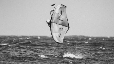 Schlittenbauer als GWA Wingfoil Surf-Freestyle Weltmeisterin gekürt