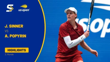 Jannik Sinner (ITA) [1] vs. Alexei Popyrin (AUS) - 2. Runde - kommentiert von Matthias Stach & Boris Becker - Arthur Ashe Stadium - Highlights
