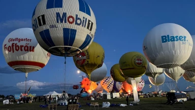 Langdistanz-Weltmeisterschaft im Gasballonfahren in Metz, Frankreich gestartet
