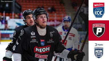 win2day ICE Hockey League: Pioneers Vorarlberg vs. Hydro Fehervar AV 19